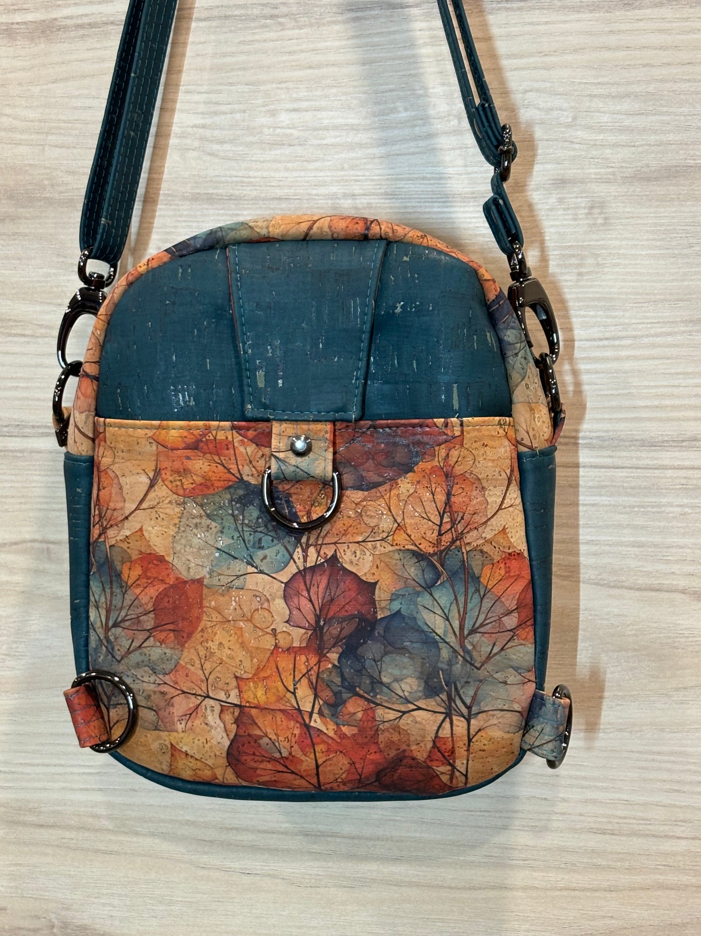 Kandou Convertible Back Pack in Cork