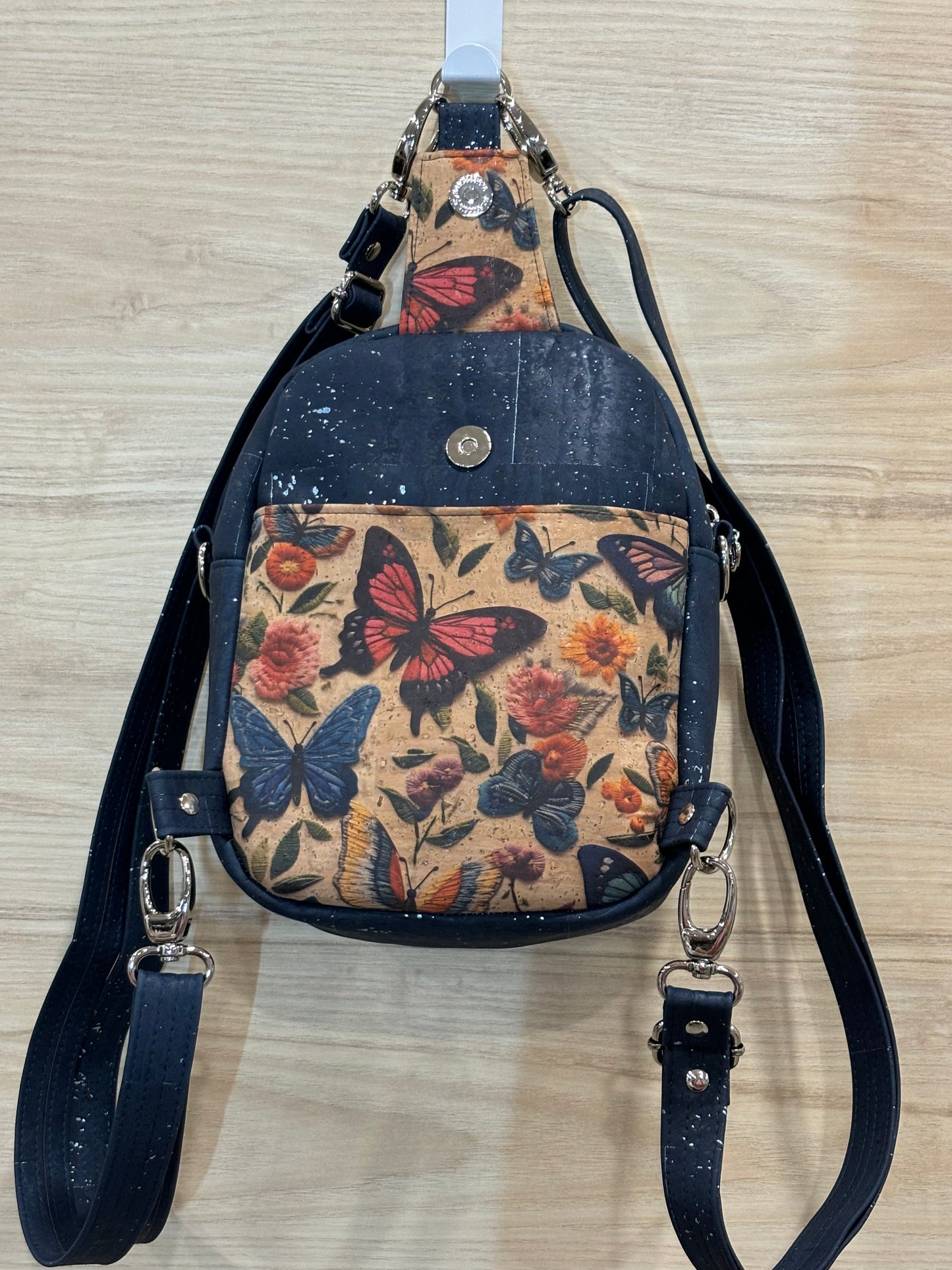 Kandou Convertible Back Pack in Cork