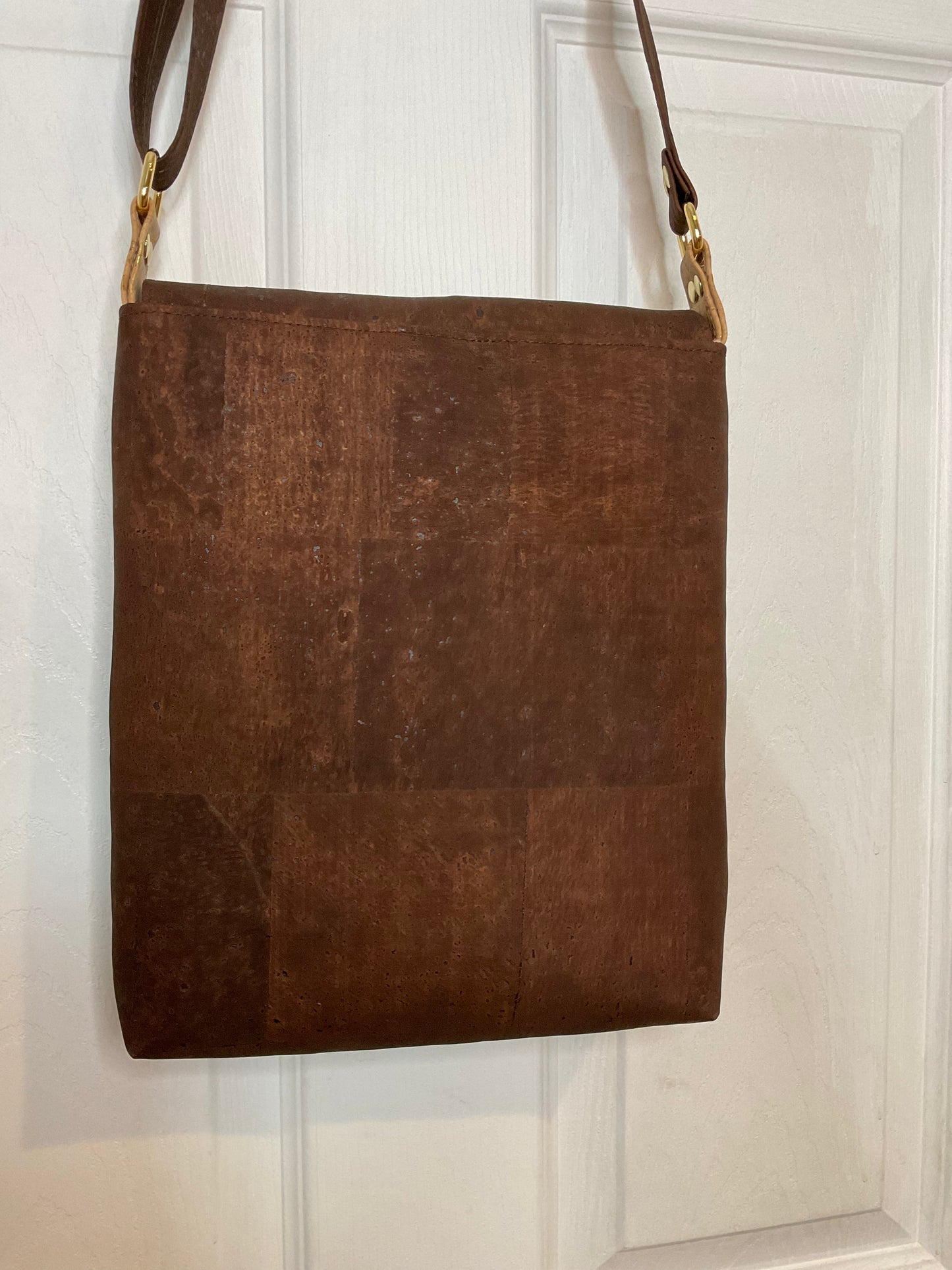 Anti-Theft Crossbody Bag & Purse in CORK