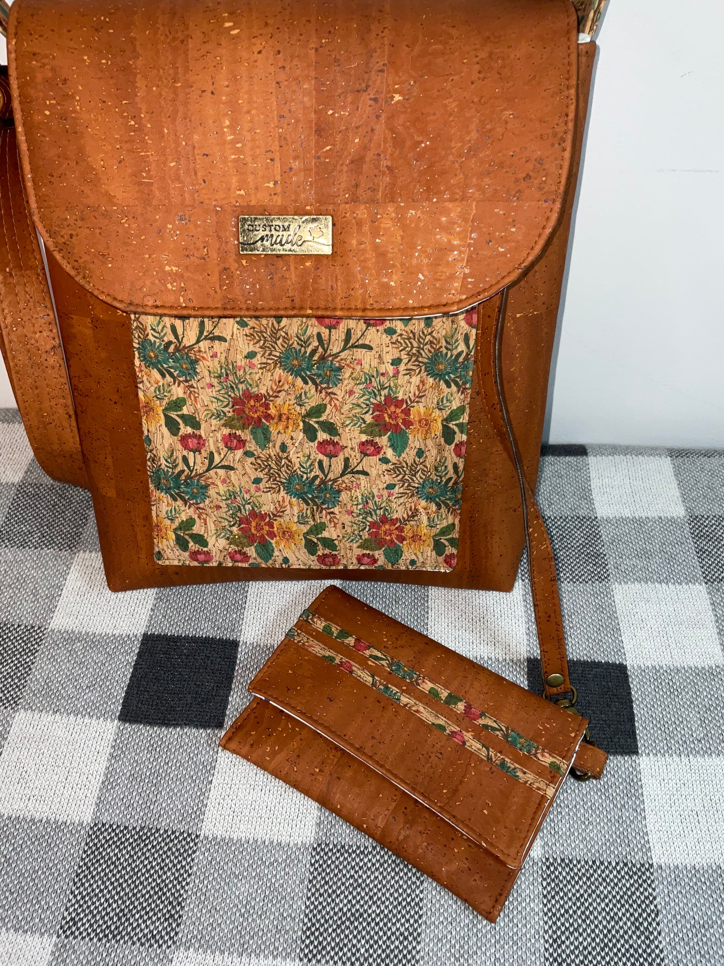 Anti-Theft Crossbody Bag & Purse in CORK