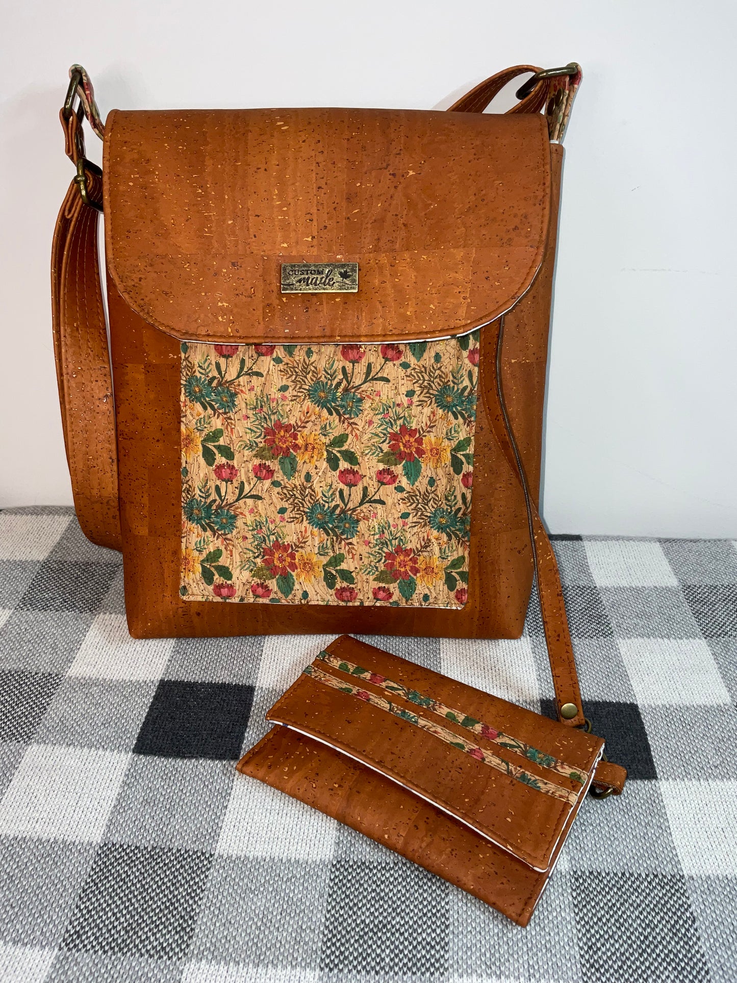 Anti-Theft Crossbody Bag & Purse in CORK