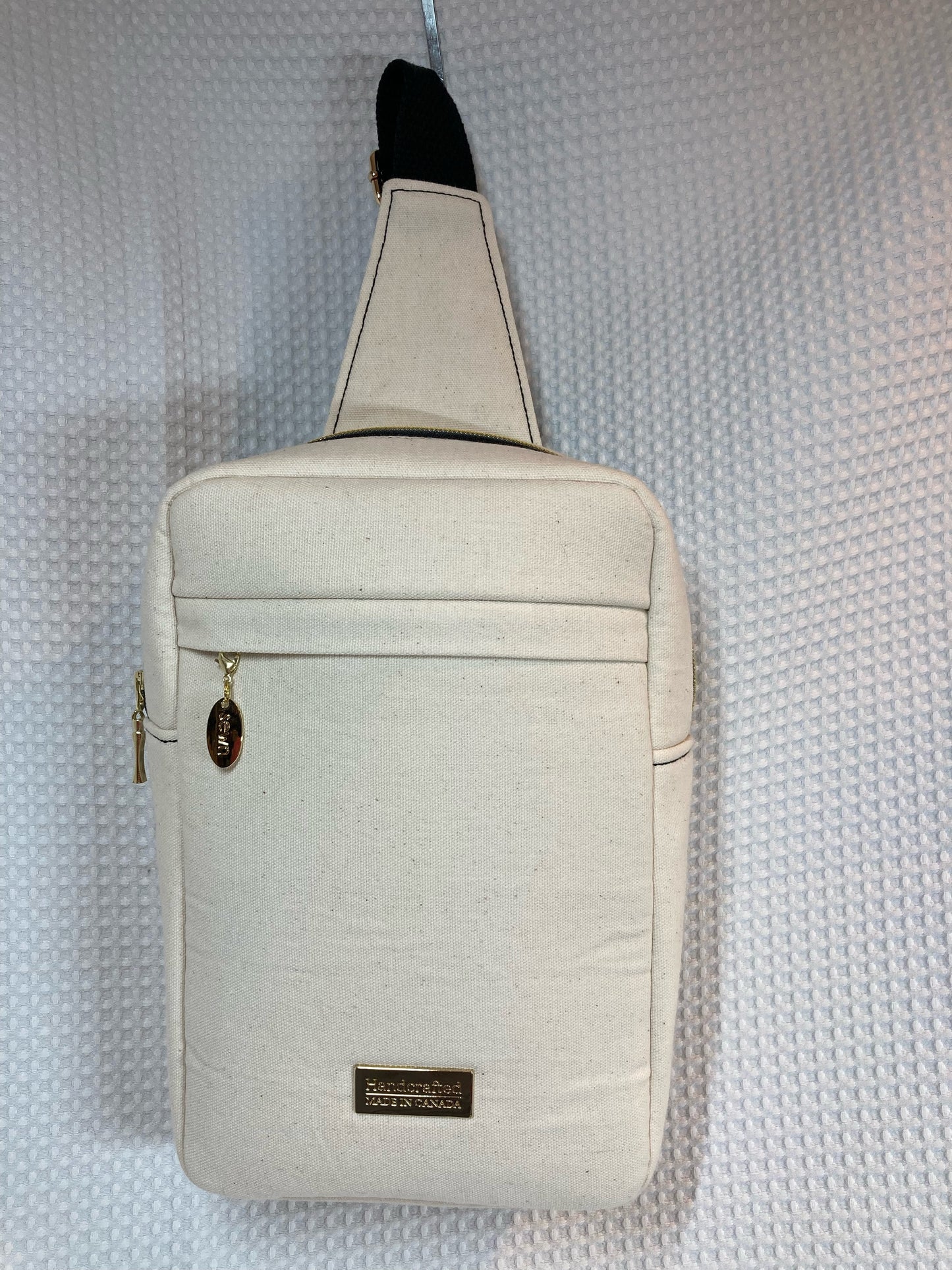 Sandhill Sling Crossbody Bag