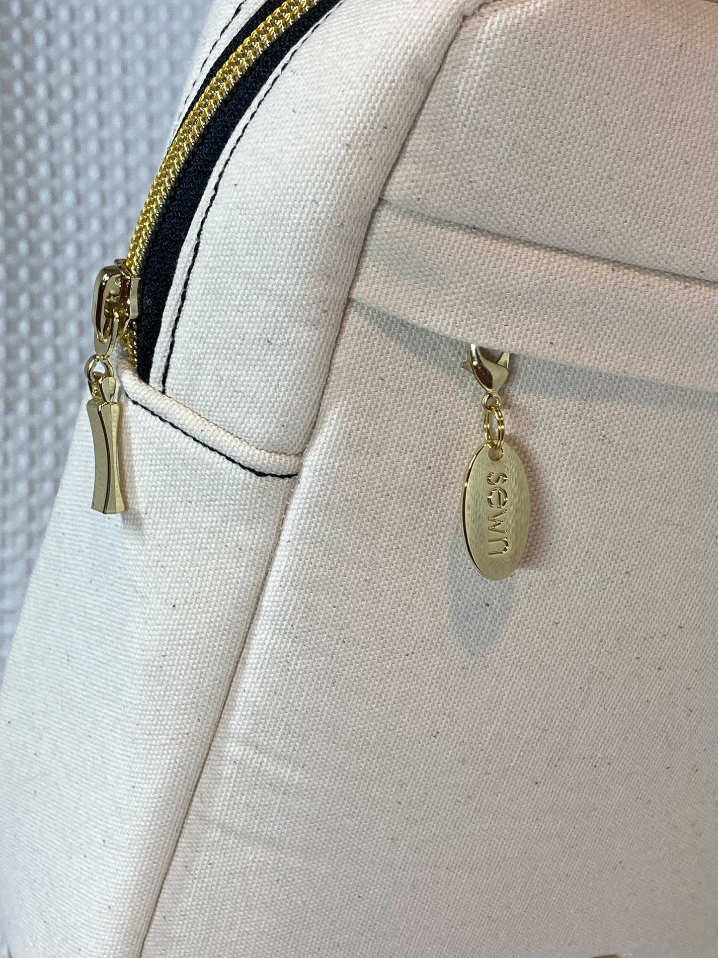 Sandhill Sling Crossbody Bag