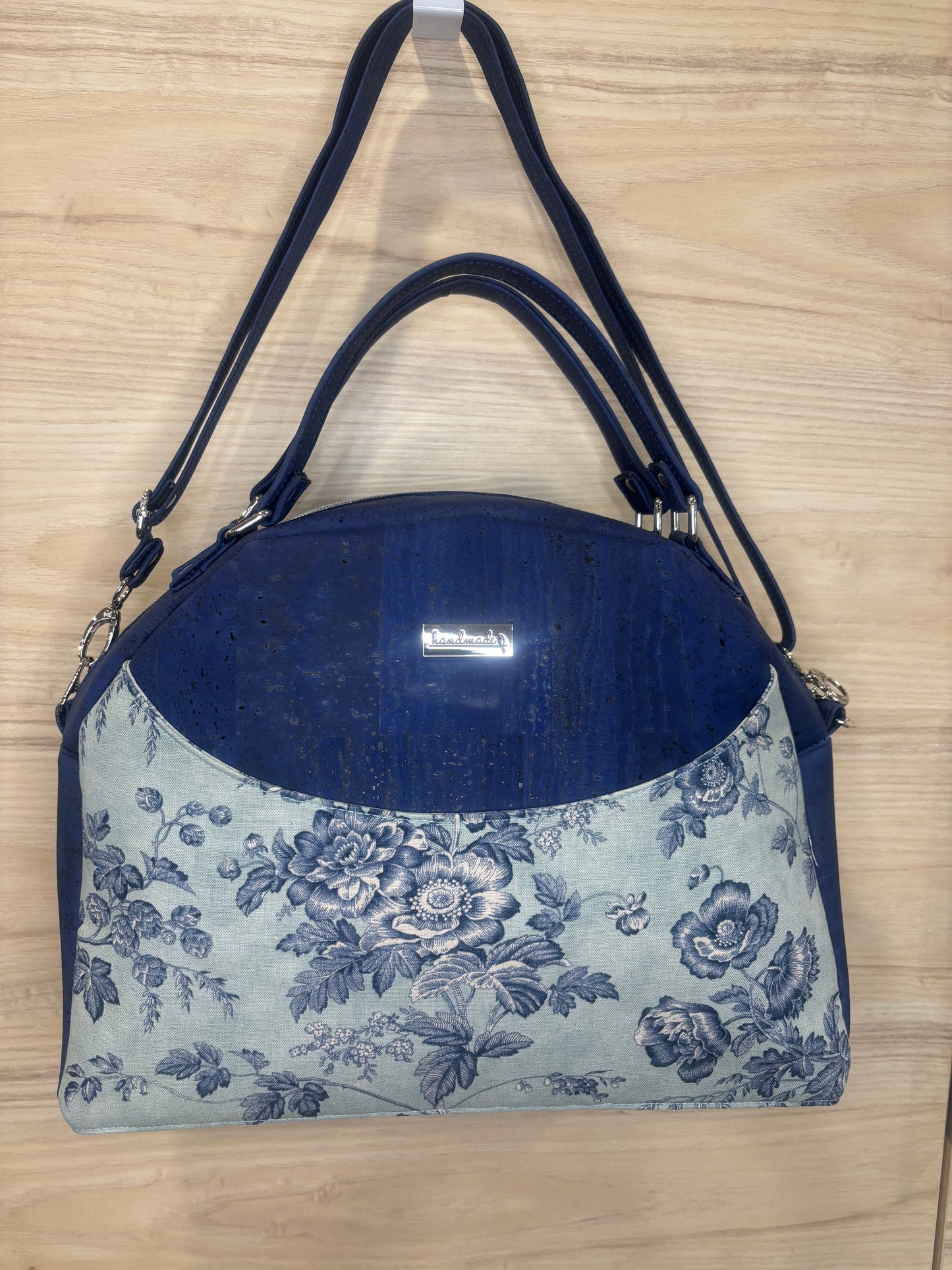 The Big Bowler Bag - CORK