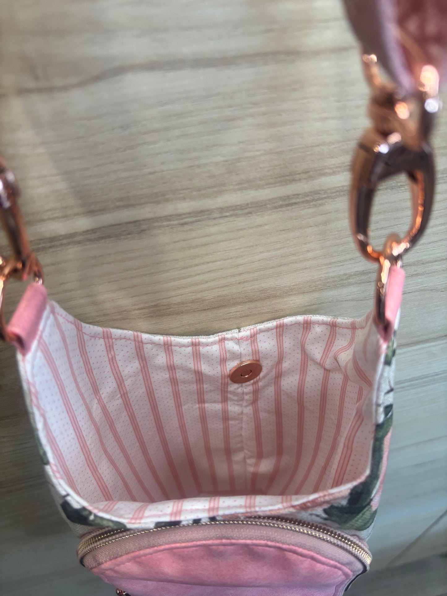 H20 2GO - Water Bottle Carrier/Sling Bag