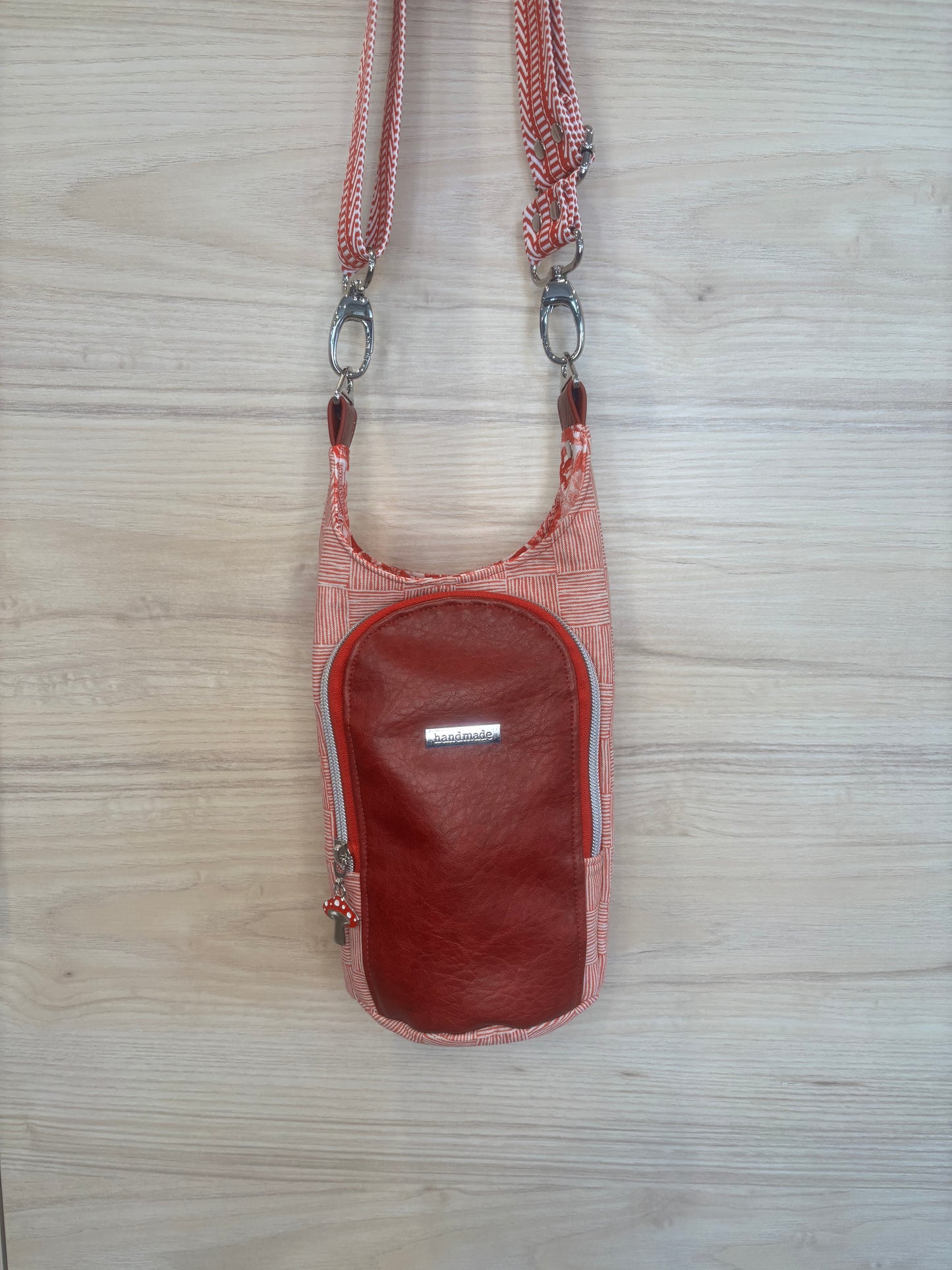 H20 2GO - Water Bottle Carrier/Sling Bag