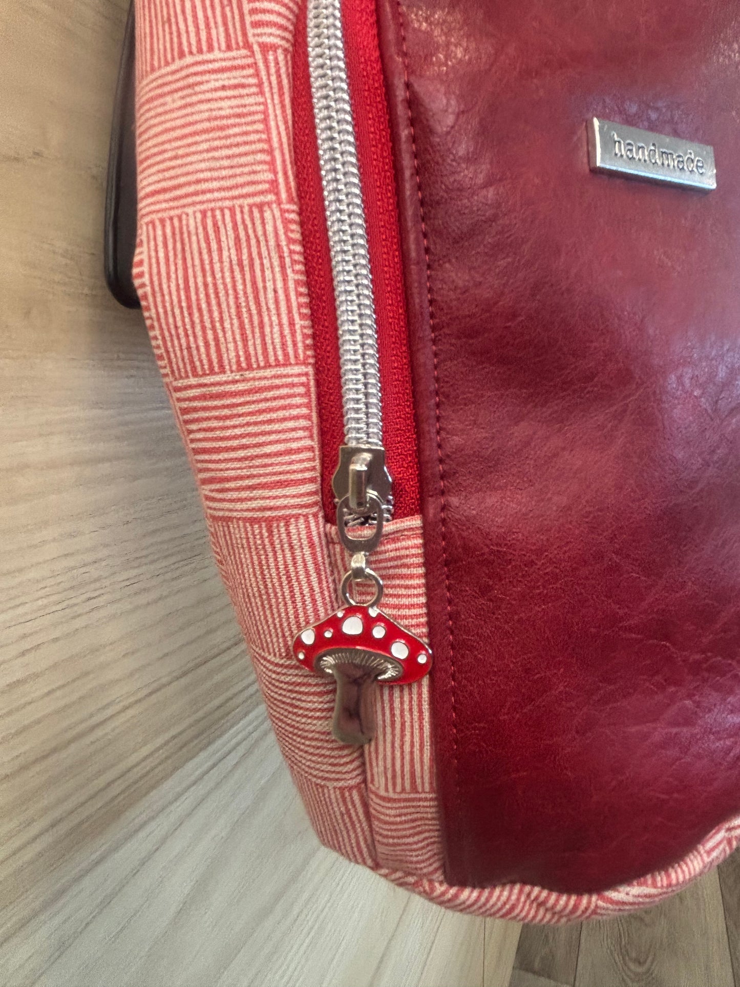 H20 2GO - Water Bottle Carrier/Sling Bag