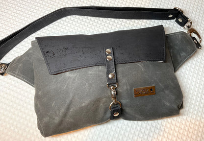 Haralson Hip Bag - Cork/Waxed Canvas