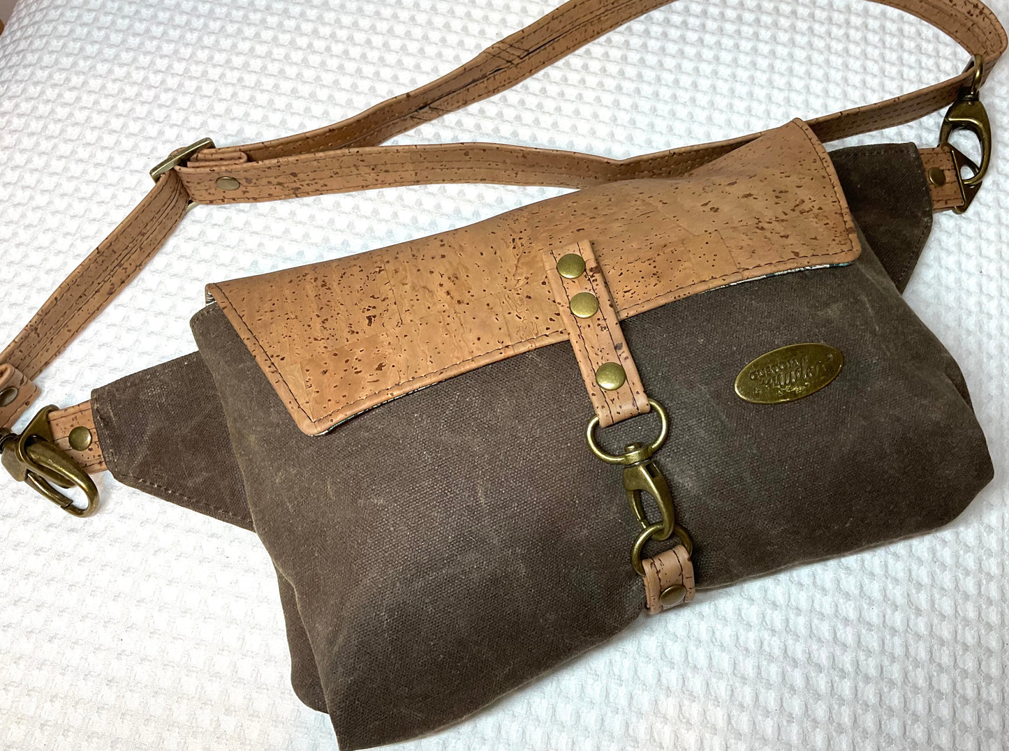 Haralson Hip Bag - Cork/Waxed Canvas