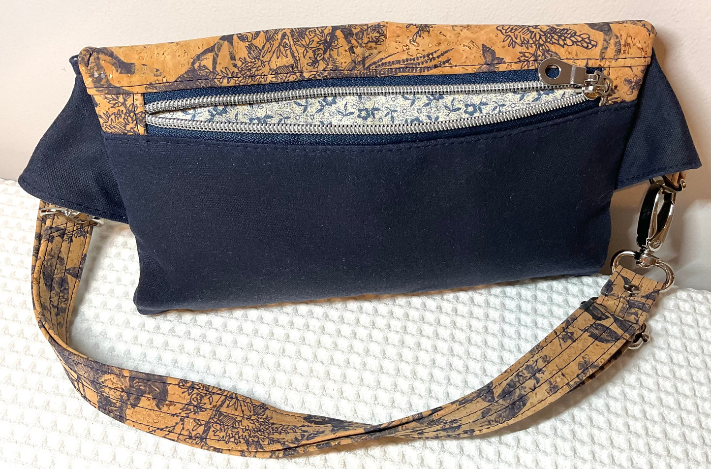 Haralson Hip Bag - Cork/Waxed Canvas