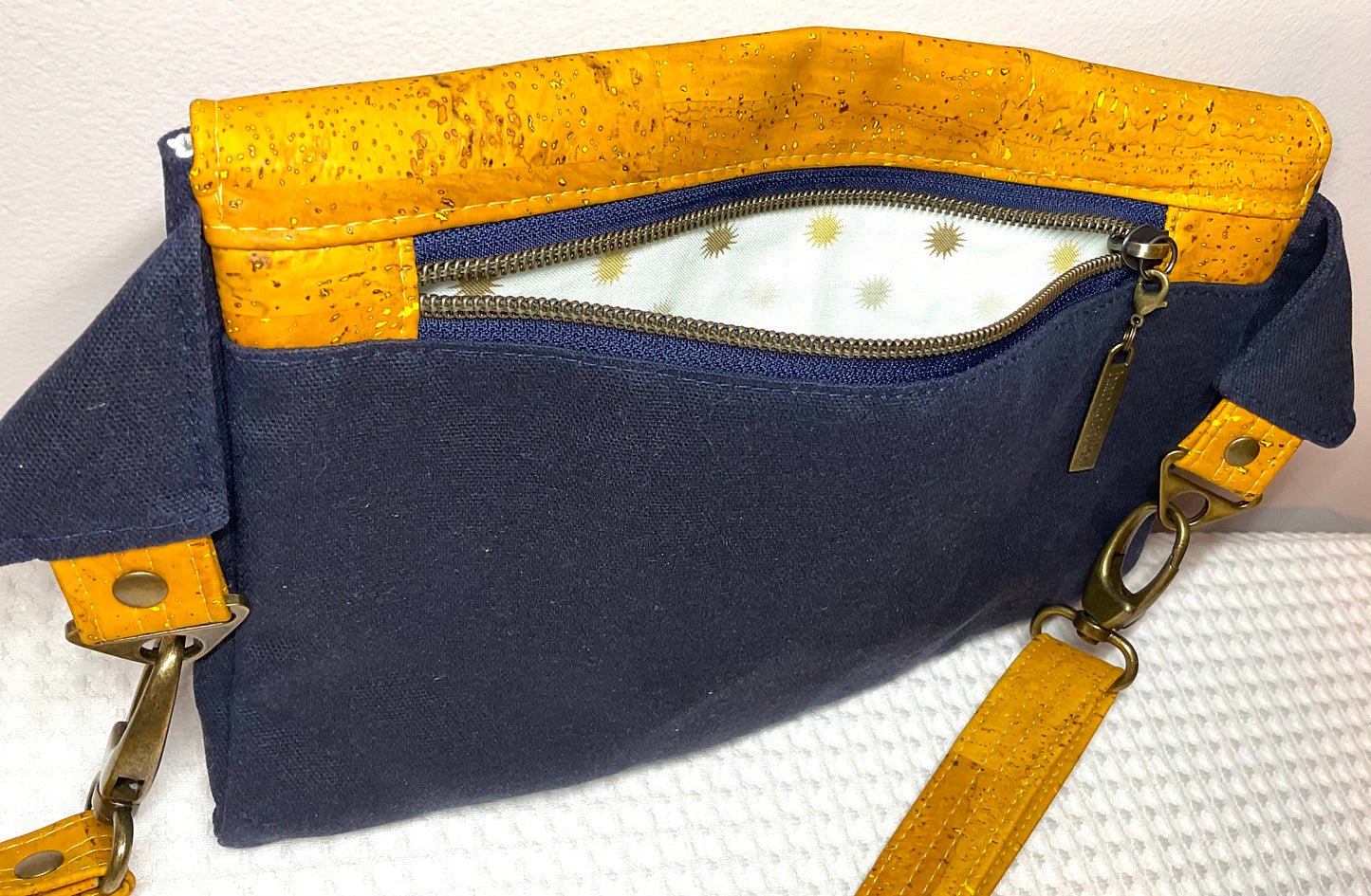 Haralson Hip Bag - Cork/Waxed Canvas