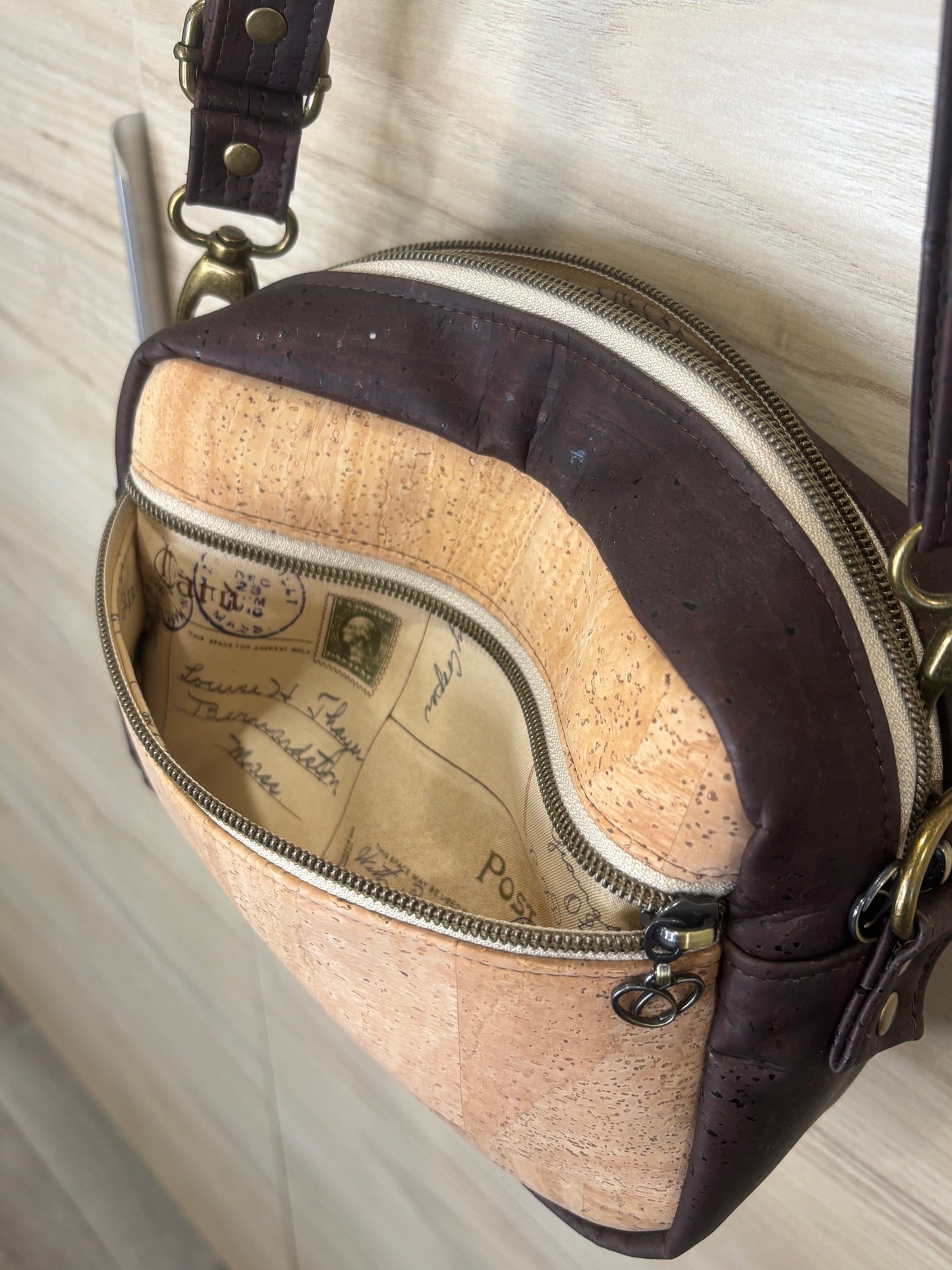 Rayna 2.0 Crossbody Bag - CORK