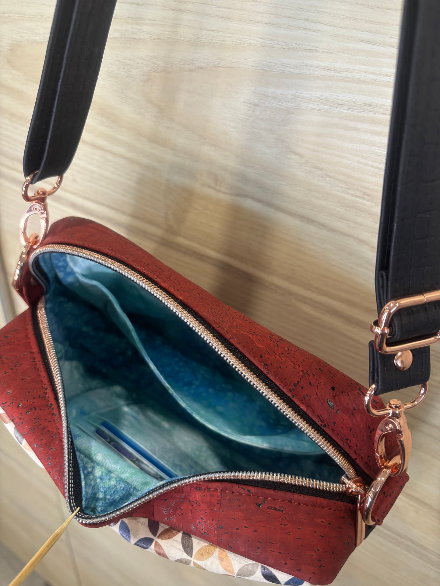 Rayna 2.0 Crossbody Bag - CORK