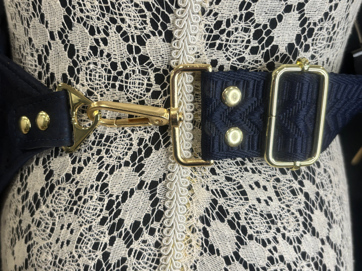 Rayna Sling Bag - Cork