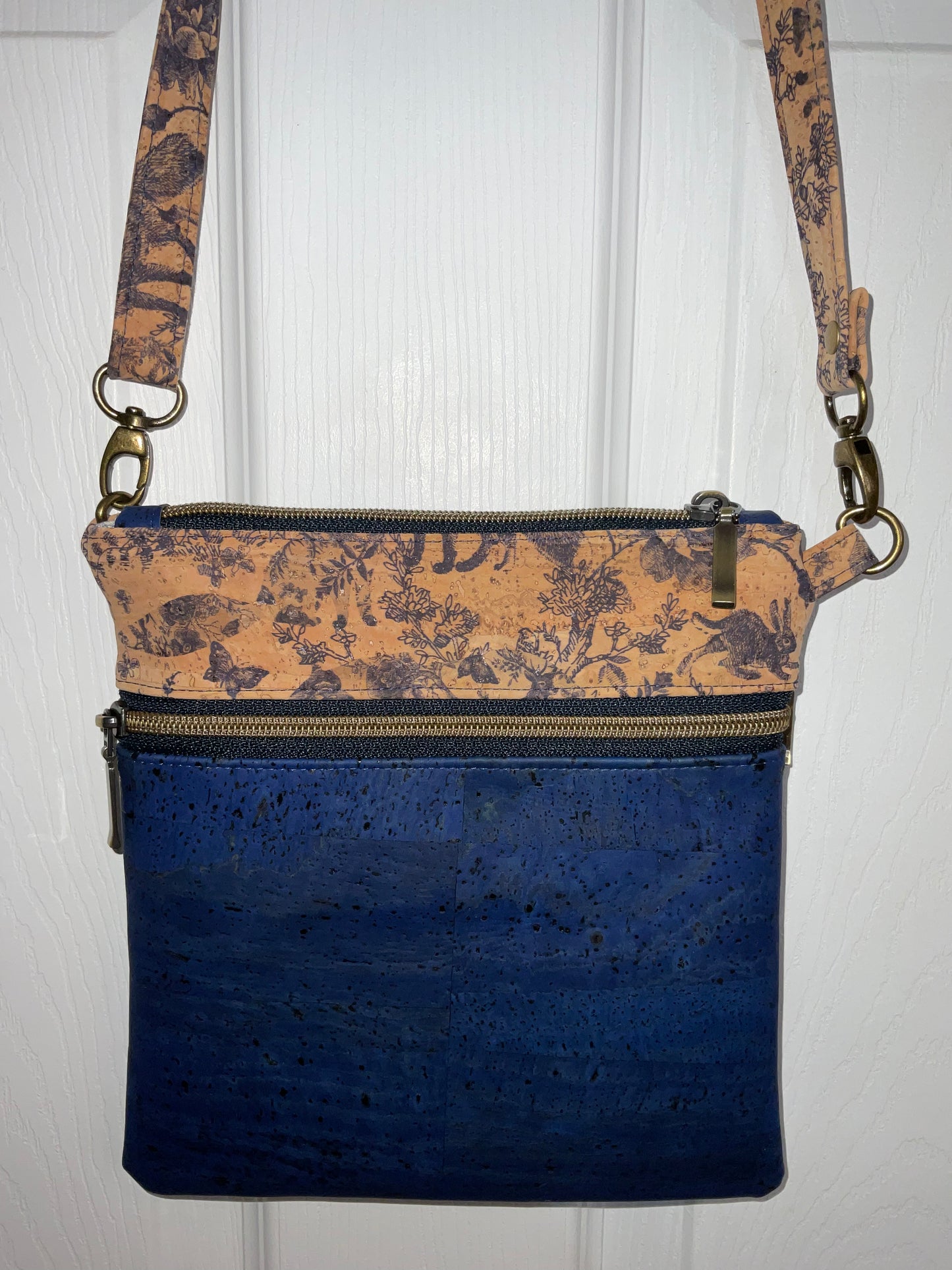 Zippy Crossbody Bag - Cork