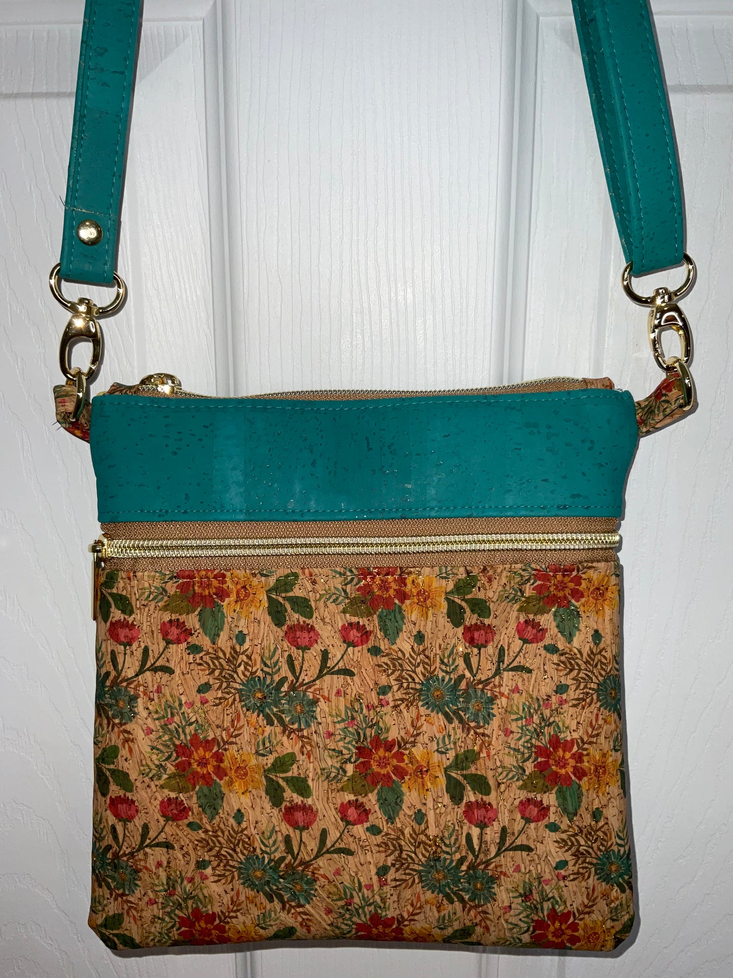 Zippy Crossbody Bag - Cork